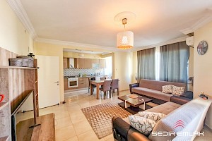 Меблированная квартира 2+1 в 300м от пляжа Клеопатры в Алании. alanya