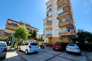 Satılık 2+1 Daire Alanya Merkez – Havuzlu Site, Aileye ve Yatırıma Uygun, 100 m² alanya