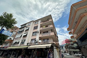 شقة 1+1 مع مطبخ منفصل في كليوباترا alanya