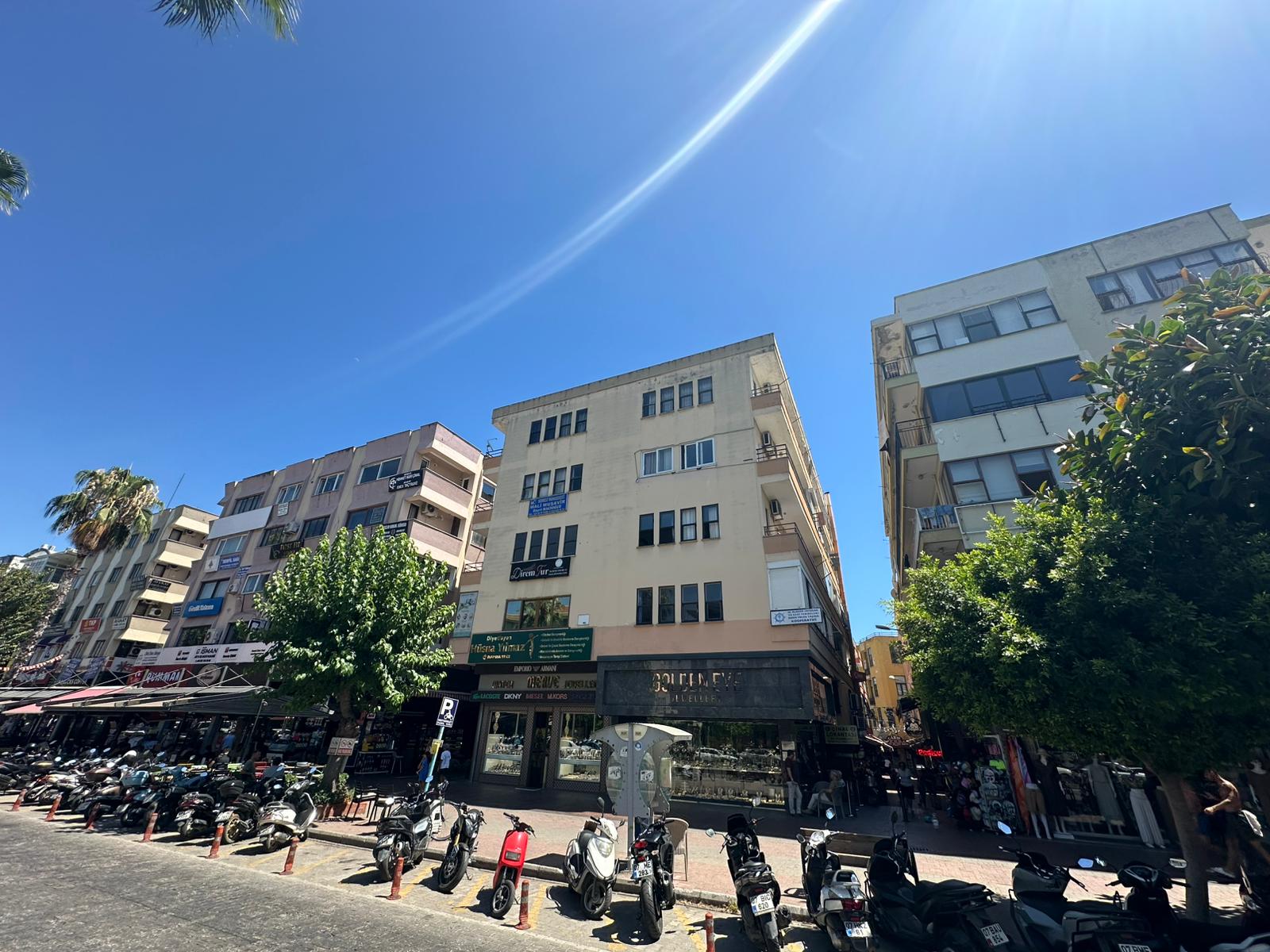  Alanya, 