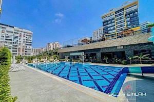 للبيع – شقة 3+1 مفروشة، فاخرة جداً، واسعة ومضيئة في محمودلار alanya